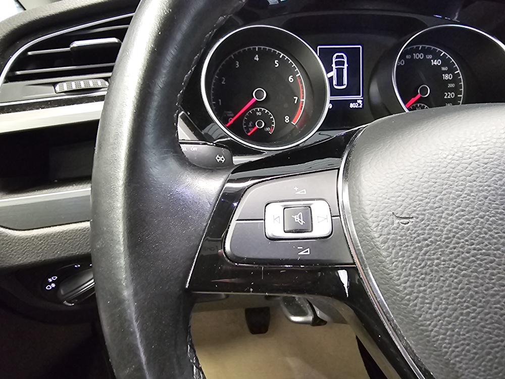 VW Touran bei Hoffmann Automobile in Wolfsburg kaufen und sofort mitnehmen - Bild 15
