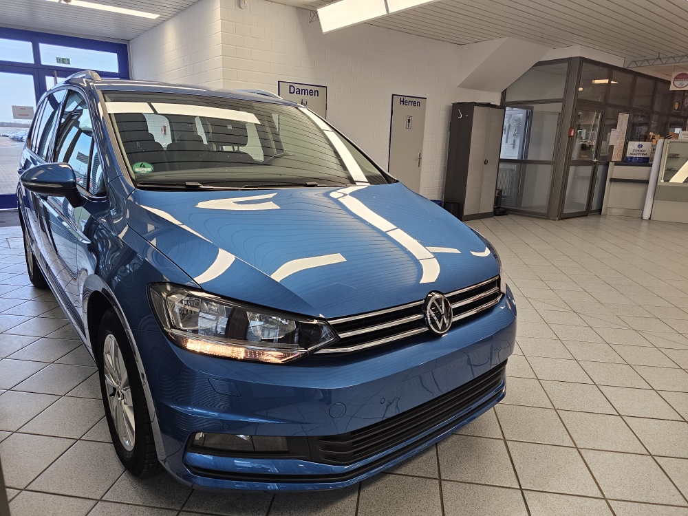 VW Touran bei Hoffmann Automobile in Wolfsburg kaufen und sofort mitnehmen - Bild 25