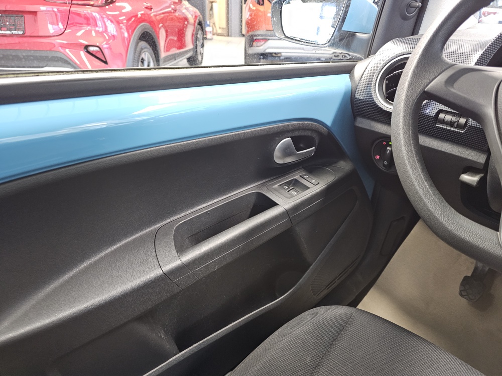 VW up! bei Hoffmann Automobile in Wolfsburg kaufen und sofort mitnehmen - Bild 11