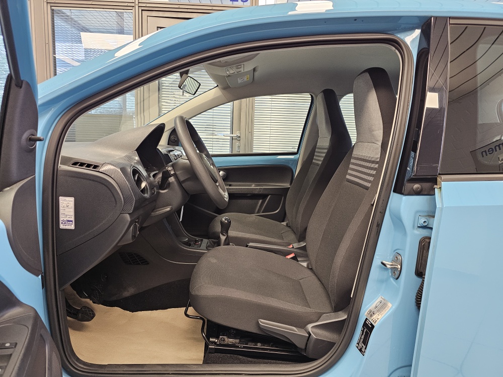 VW up! bei Hoffmann Automobile in Wolfsburg kaufen und sofort mitnehmen - Bild 15