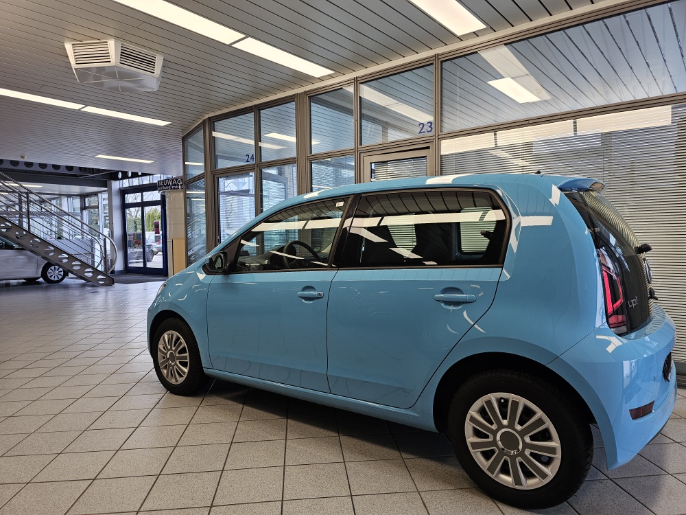 VW up! bei Hoffmann Automobile in Wolfsburg kaufen und sofort mitnehmen - Bild 17