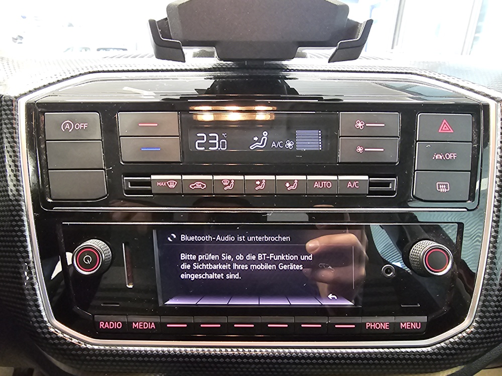 VW up! bei Hoffmann Automobile in Wolfsburg kaufen und sofort mitnehmen - Bild 10