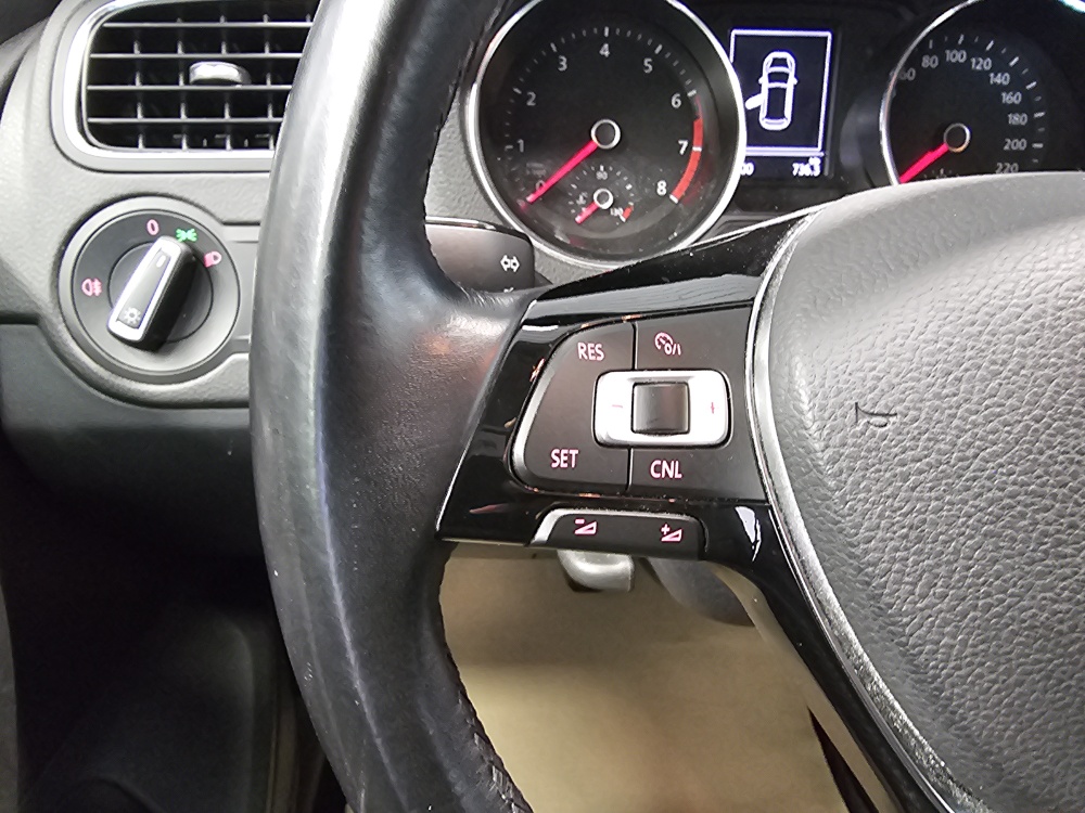 VW Polo bei Hoffmann Automobile in Wolfsburg kaufen und sofort mitnehmen - Bild 12