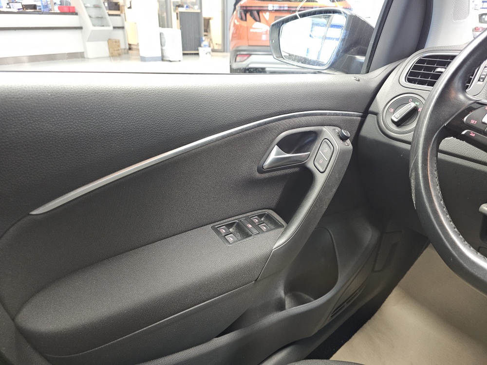 VW Polo bei Hoffmann Automobile in Wolfsburg kaufen und sofort mitnehmen - Bild 13