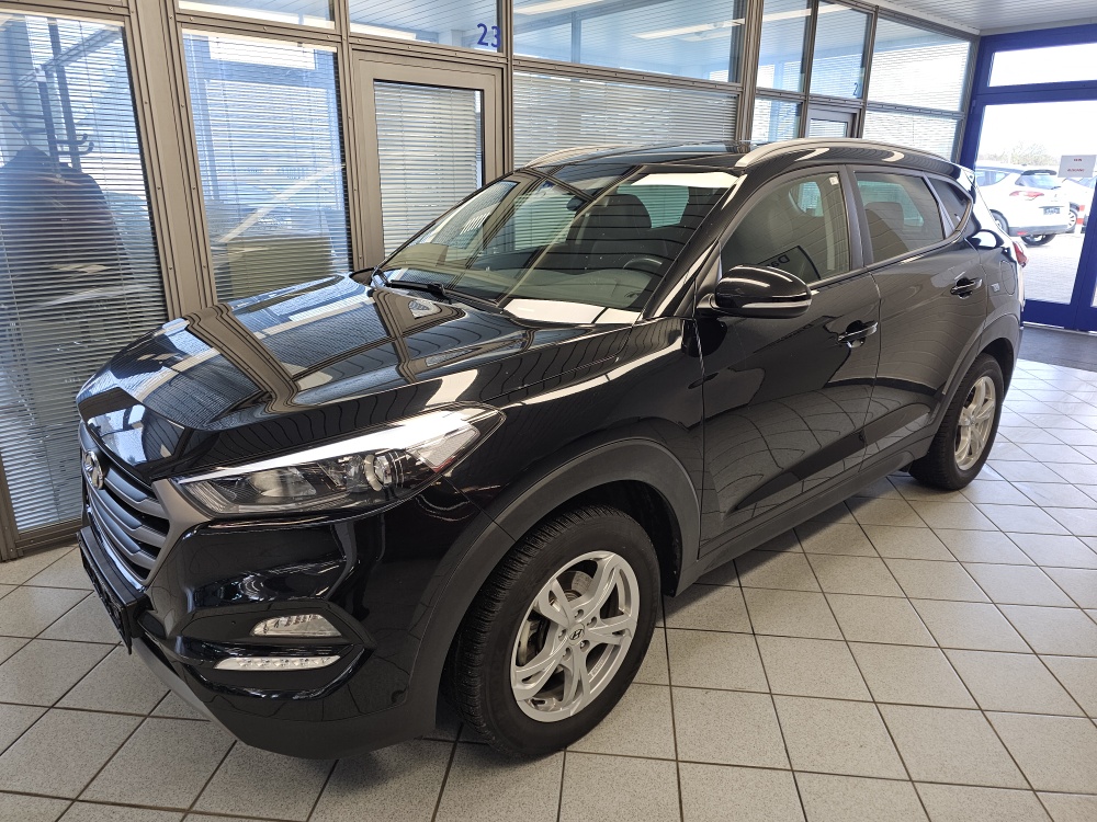 Hyundai Tucson  für nur 16.800,- € bei Hoffmann Automobile in Wolfsburg kaufen und sofort mitnehmen