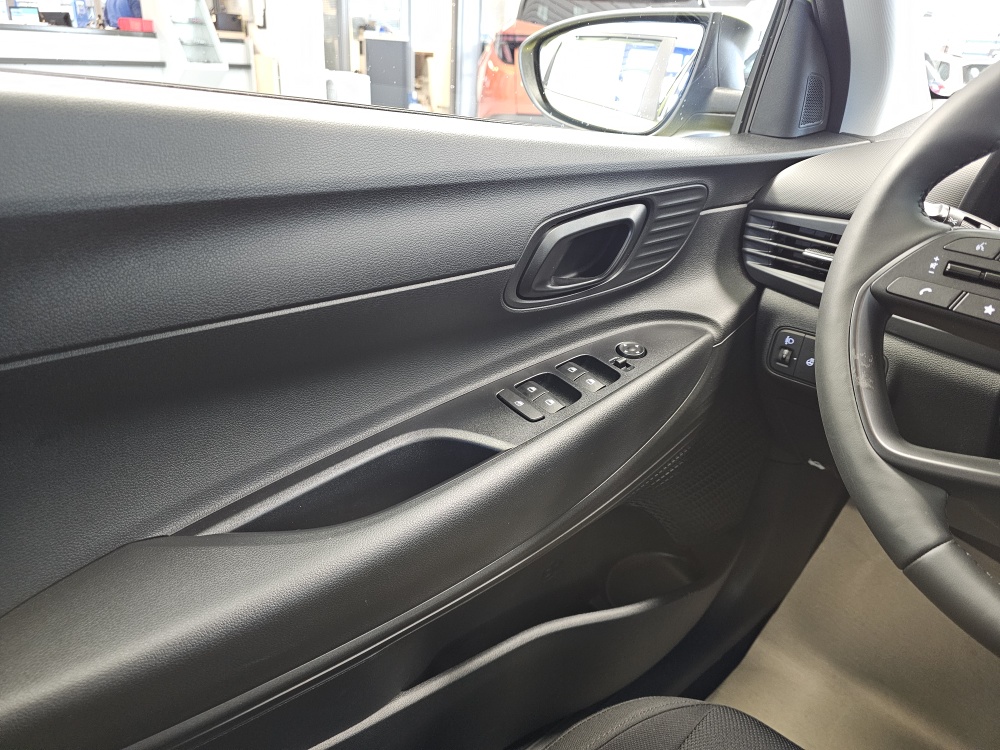 Hyundai i20 bei Hoffmann Automobile in Wolfsburg kaufen und sofort mitnehmen - Bild 19