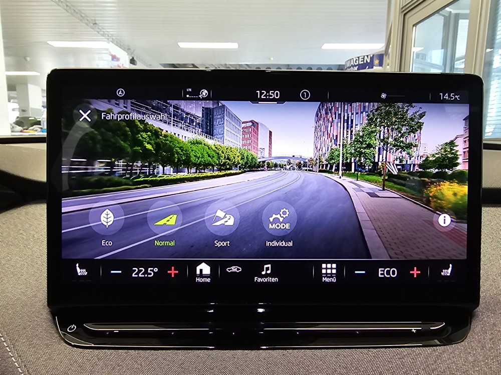 Skoda Enyaq bei Hoffmann Automobile in Wolfsburg kaufen und sofort mitnehmen - Bild 19