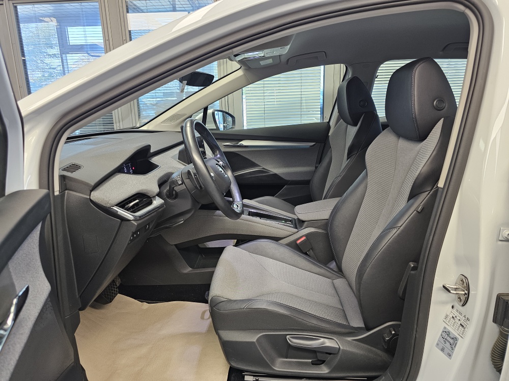 Skoda Enyaq bei Hoffmann Automobile in Wolfsburg kaufen und sofort mitnehmen - Bild 25