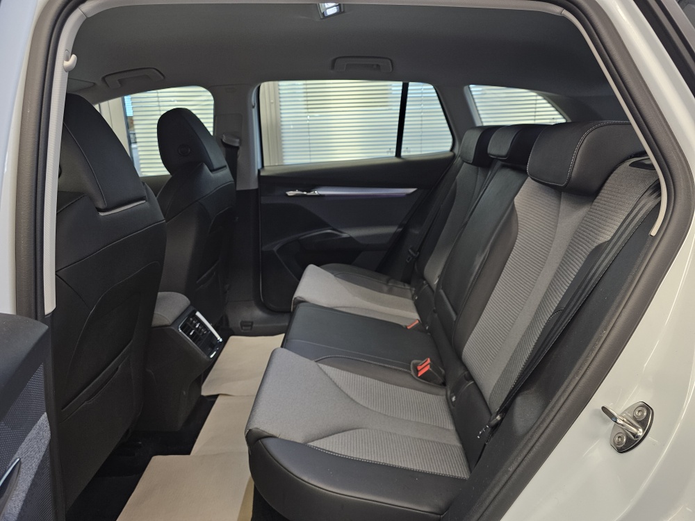 Skoda Enyaq bei Hoffmann Automobile in Wolfsburg kaufen und sofort mitnehmen - Bild 5