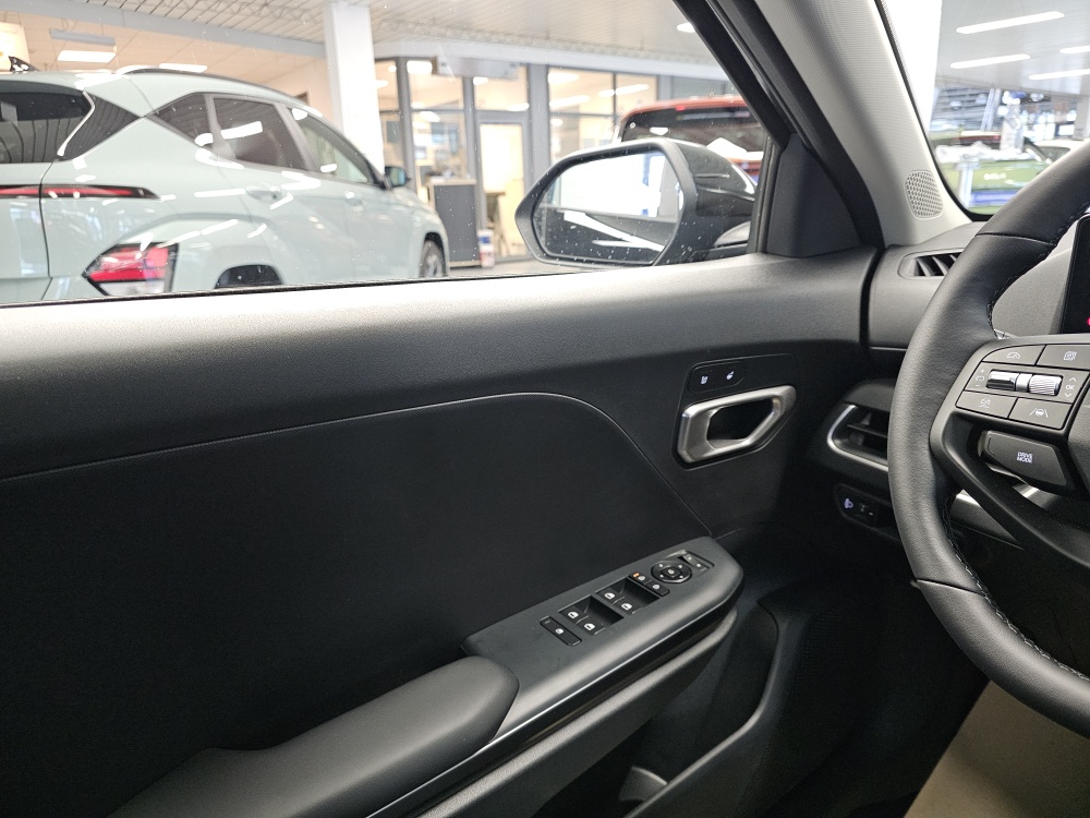 Kia K4 bei Hoffmann Automobile in Wolfsburg kaufen und sofort mitnehmen - Bild 21