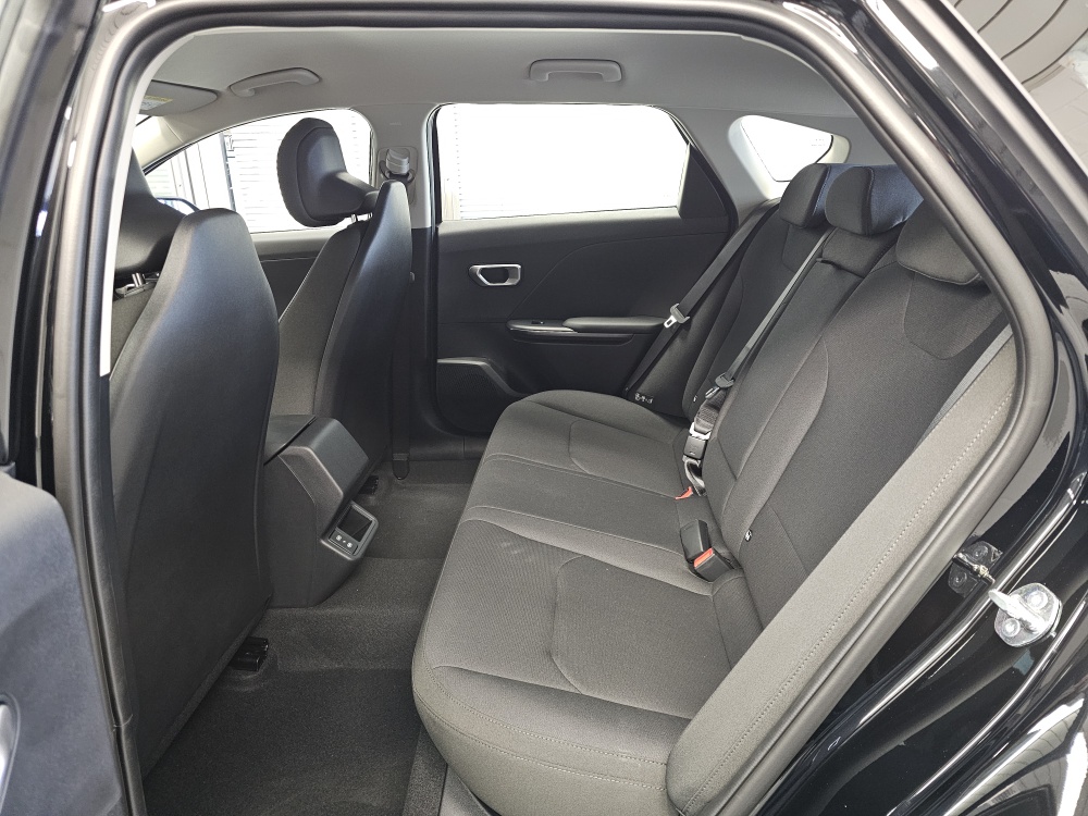 Kia K4 bei Hoffmann Automobile in Wolfsburg kaufen und sofort mitnehmen - Bild 4