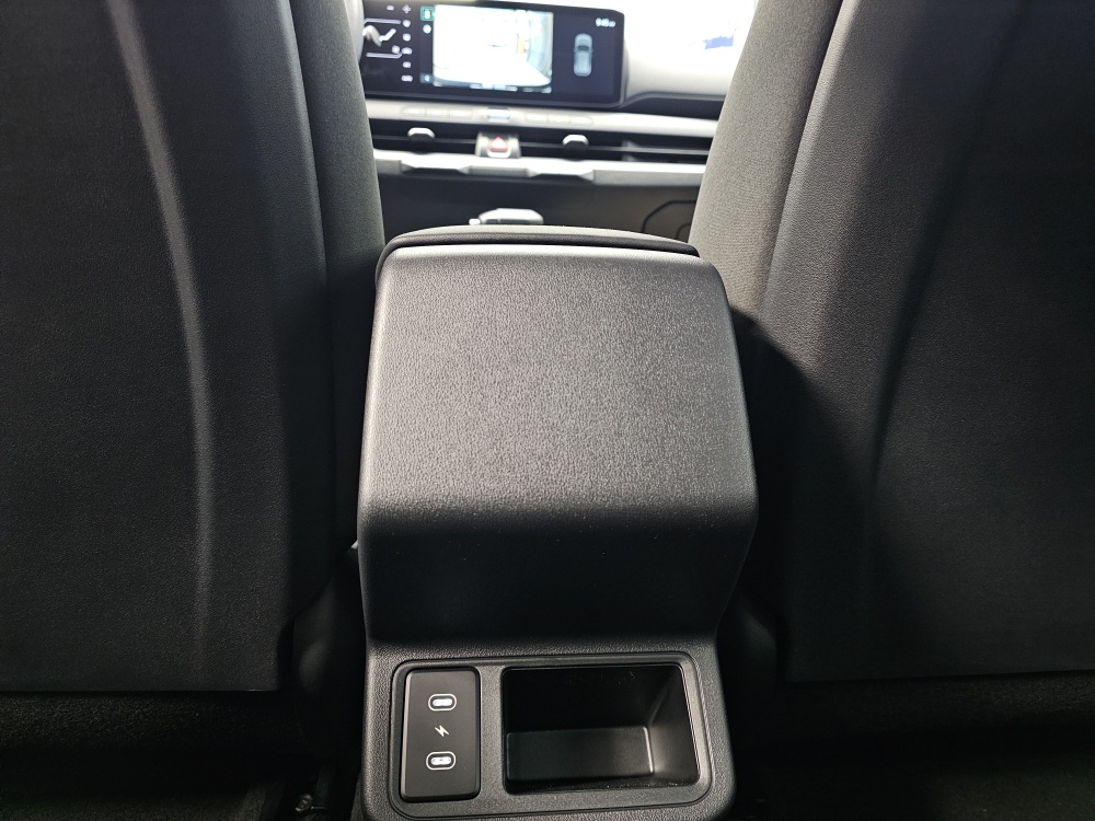 Kia K4 bei Hoffmann Automobile in Wolfsburg kaufen und sofort mitnehmen - Bild 5