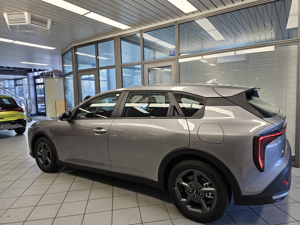 Kia K4 bei Hoffmann Automobile in Wolfsburg kaufen und sofort mitnehmen - Bild 26