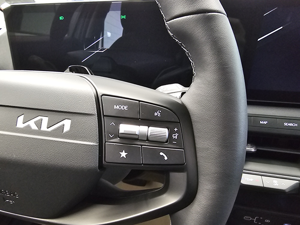 Kia K4 bei Hoffmann Automobile in Wolfsburg kaufen und sofort mitnehmen - Bild 19