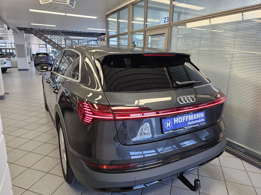 Audi e-tron bei Hoffmann Automobile in Wolfsburg kaufen und sofort mitnehmen - Bild 6