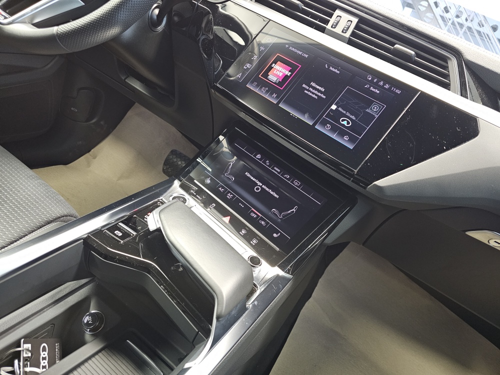 Audi e-tron bei Hoffmann Automobile in Wolfsburg kaufen und sofort mitnehmen - Bild 9