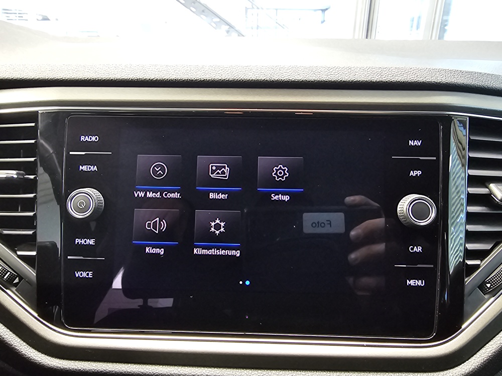 VW T-Roc bei Hoffmann Automobile in Wolfsburg kaufen und sofort mitnehmen - Bild 10