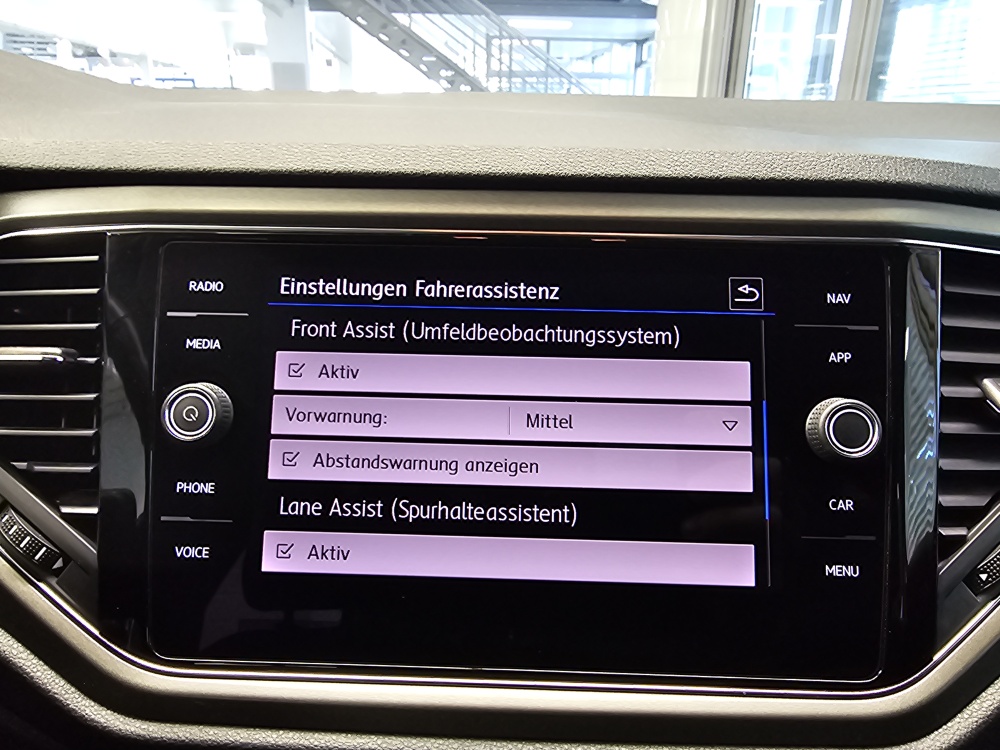 VW T-Roc bei Hoffmann Automobile in Wolfsburg kaufen und sofort mitnehmen - Bild 14