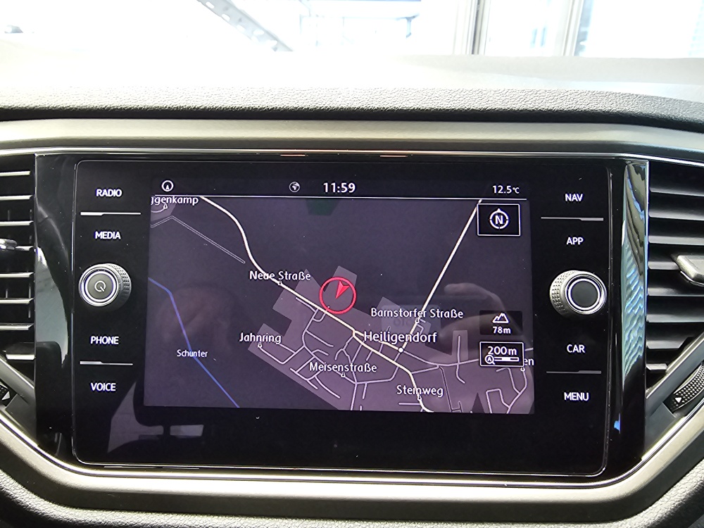 VW T-Roc bei Hoffmann Automobile in Wolfsburg kaufen und sofort mitnehmen - Bild 15