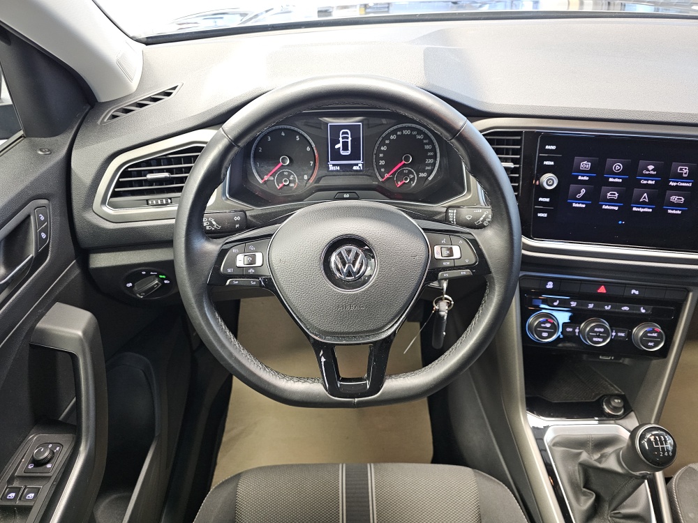 VW T-Roc bei Hoffmann Automobile in Wolfsburg kaufen und sofort mitnehmen - Bild 20