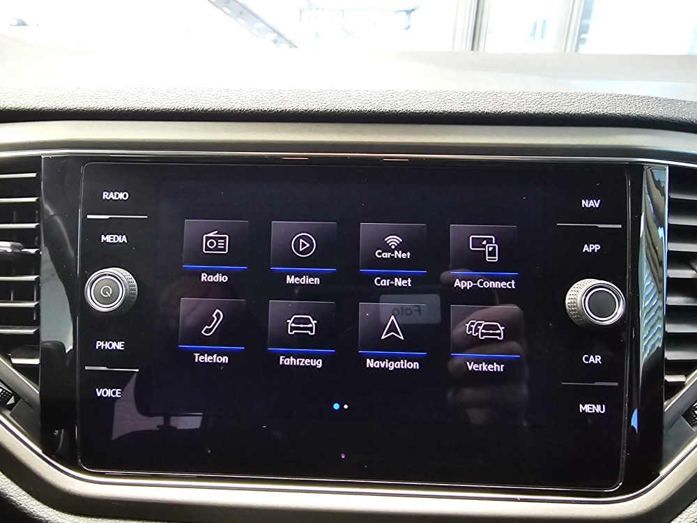 VW T-Roc bei Hoffmann Automobile in Wolfsburg kaufen und sofort mitnehmen - Bild 9