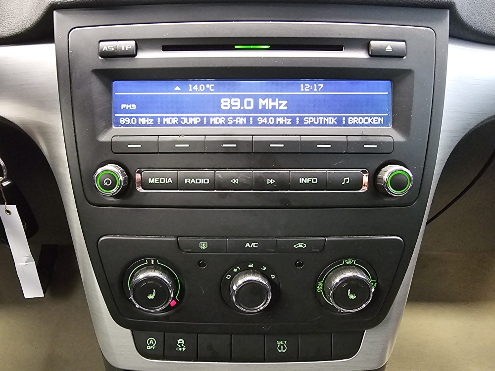 Skoda Yeti bei Hoffmann Automobile in Wolfsburg kaufen und sofort mitnehmen - Bild 8