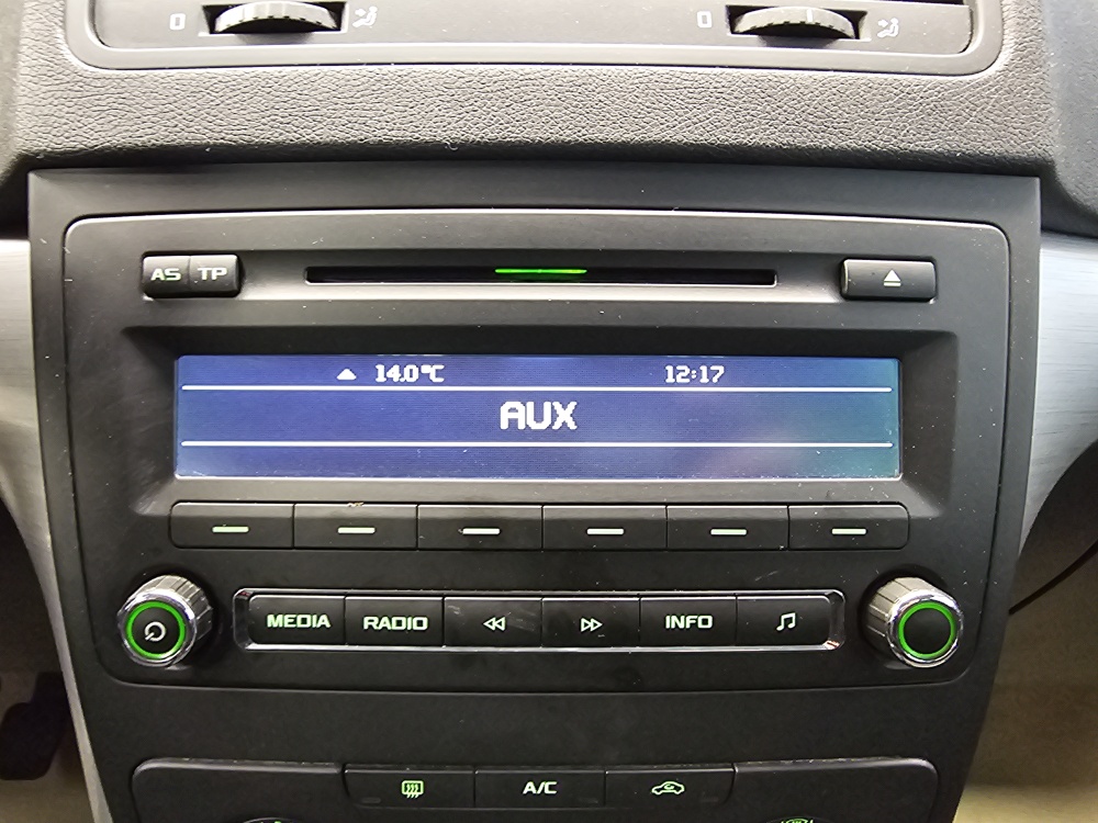 Skoda Yeti bei Hoffmann Automobile in Wolfsburg kaufen und sofort mitnehmen - Bild 9