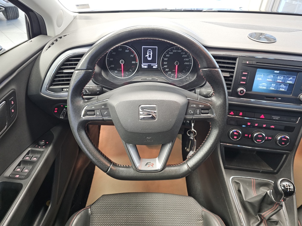 Seat Leon bei Hoffmann Automobile in Wolfsburg kaufen und sofort mitnehmen - Bild 19