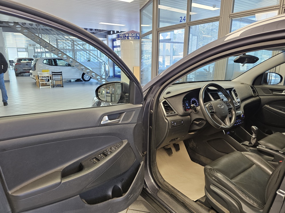 Hyundai Tucson bei Hoffmann Automobile in Wolfsburg kaufen und sofort mitnehmen - Bild 18