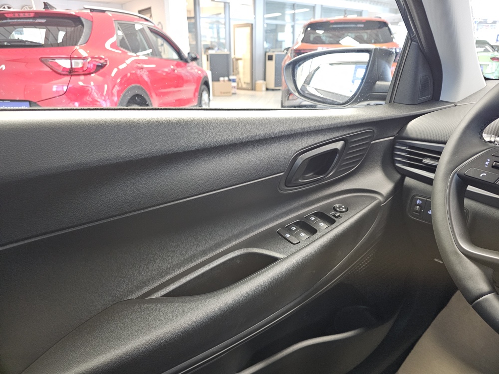 Hyundai i20 bei Hoffmann Automobile in Wolfsburg kaufen und sofort mitnehmen - Bild 18