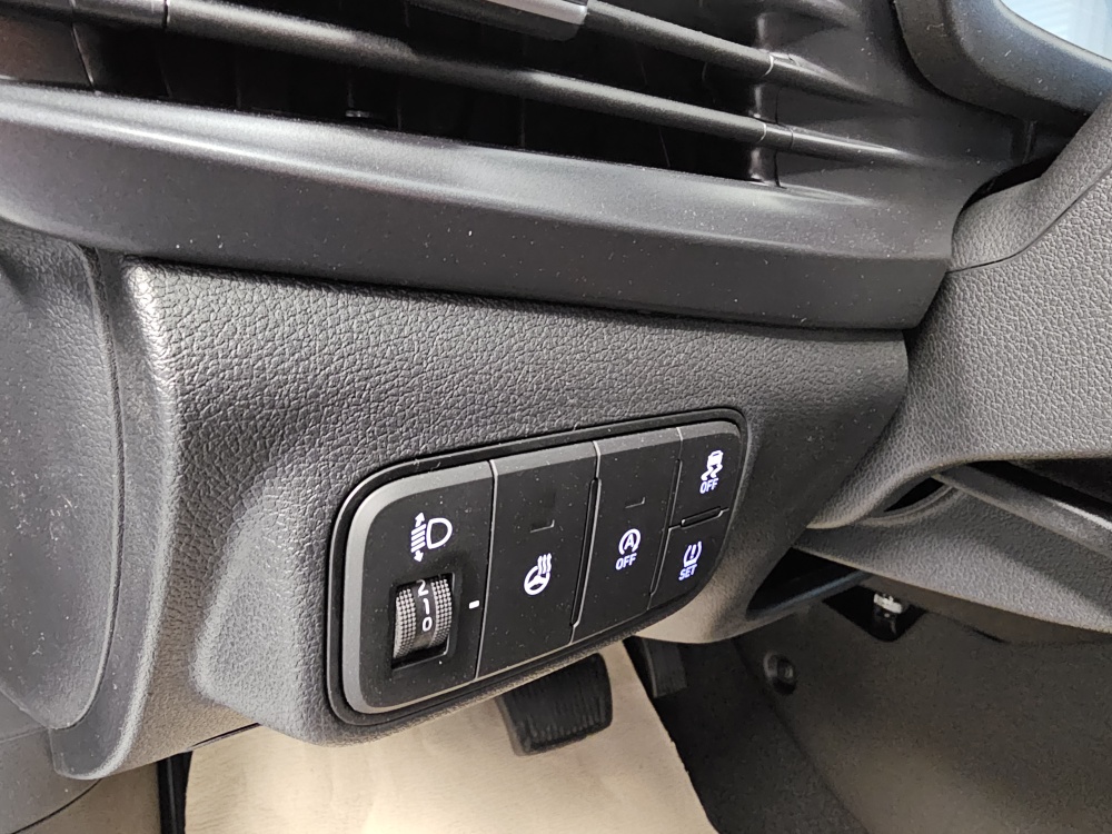 Hyundai i20 bei Hoffmann Automobile in Wolfsburg kaufen und sofort mitnehmen - Bild 21