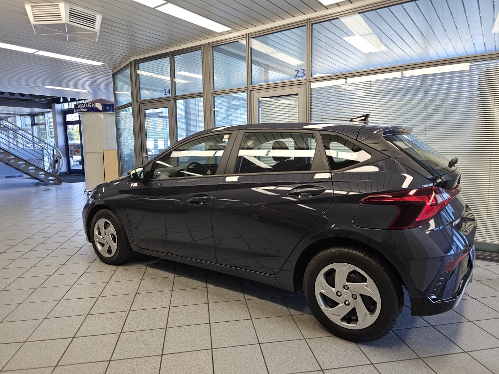 Hyundai i20 bei Hoffmann Automobile in Wolfsburg kaufen und sofort mitnehmen - Bild 24