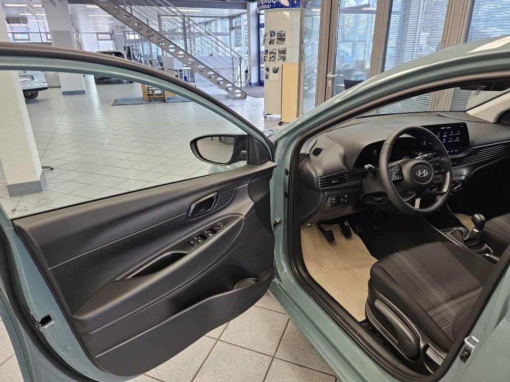Hyundai i20 bei Hoffmann Automobile in Wolfsburg kaufen und sofort mitnehmen - Bild 23