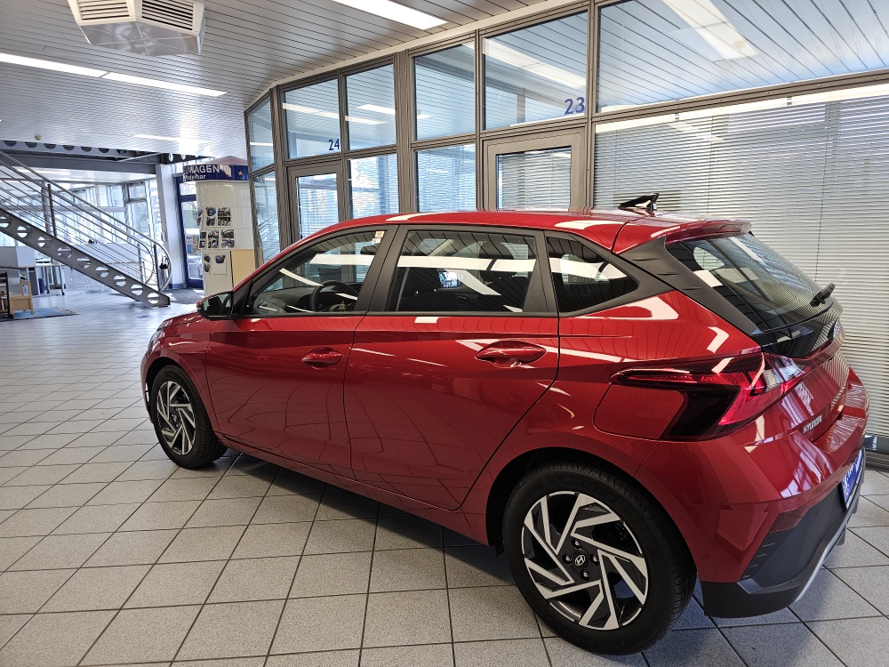 Hyundai i20 bei Hoffmann Automobile in Wolfsburg kaufen und sofort mitnehmen - Bild 24