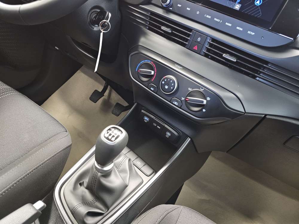 Hyundai i20 bei Hoffmann Automobile in Wolfsburg kaufen und sofort mitnehmen - Bild 7