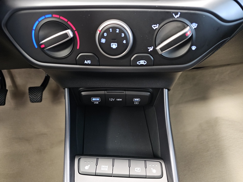 Hyundai Bayon bei Hoffmann Automobile in Wolfsburg kaufen und sofort mitnehmen - Bild 8