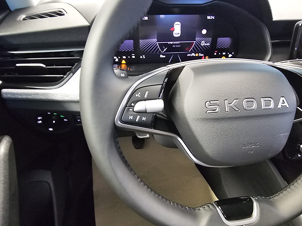 Skoda Kamiq bei Hoffmann Automobile in Wolfsburg kaufen und sofort mitnehmen - Bild 17