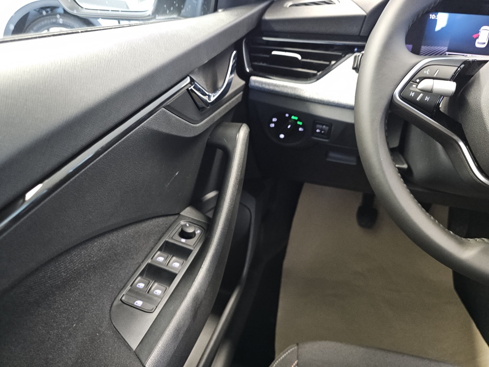 Skoda Kamiq bei Hoffmann Automobile in Wolfsburg kaufen und sofort mitnehmen - Bild 18