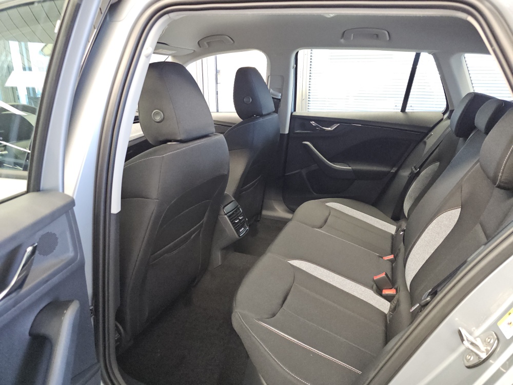 Skoda Kamiq bei Hoffmann Automobile in Wolfsburg kaufen und sofort mitnehmen - Bild 4