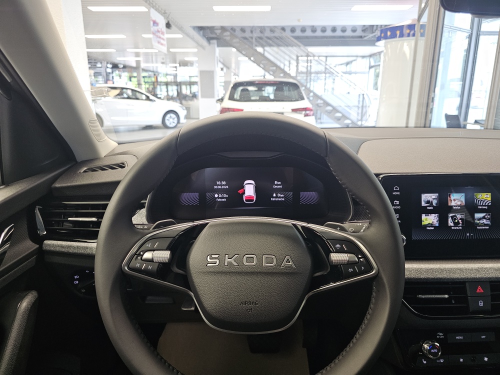 Skoda Kamiq bei Hoffmann Automobile in Wolfsburg kaufen und sofort mitnehmen - Bild 19