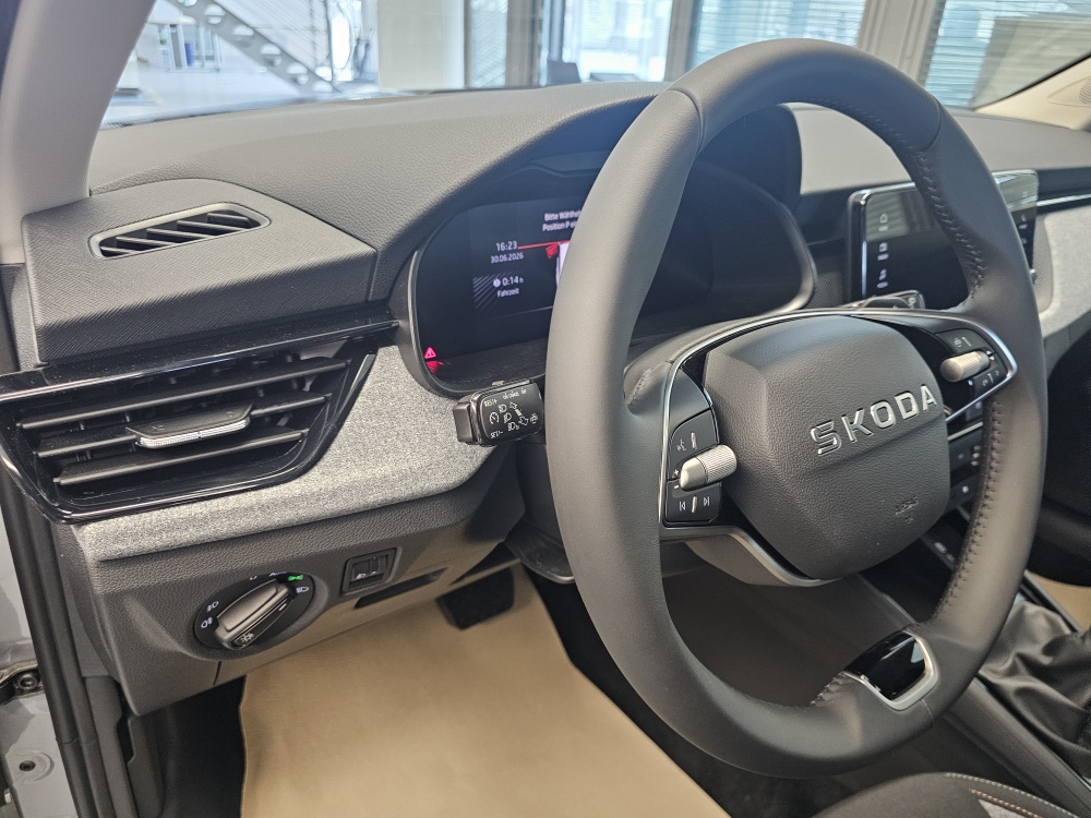 Skoda Kamiq bei Hoffmann Automobile in Wolfsburg kaufen und sofort mitnehmen - Bild 20