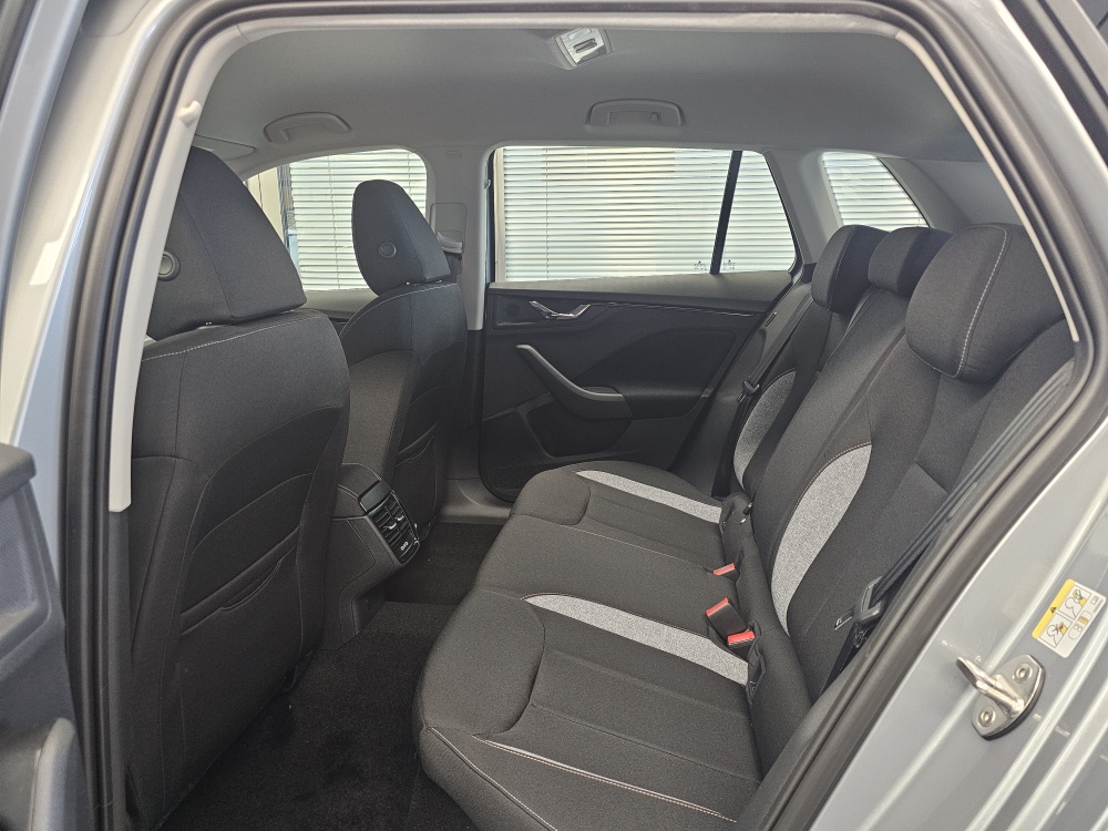 Skoda Kamiq bei Hoffmann Automobile in Wolfsburg kaufen und sofort mitnehmen - Bild 4