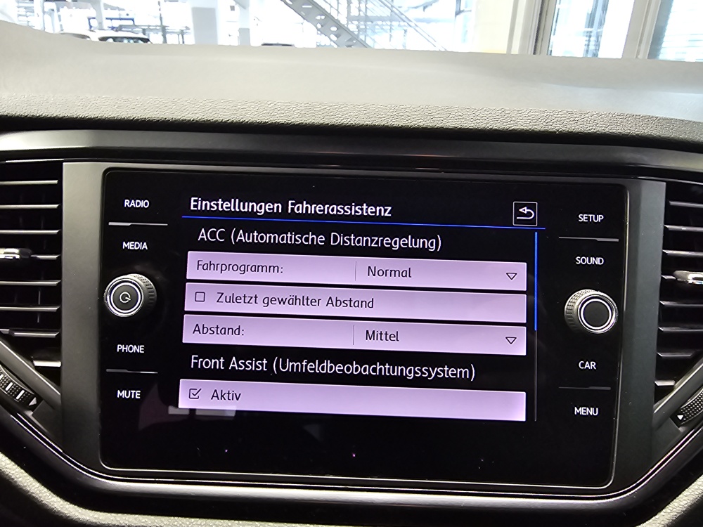 VW T-Roc bei Hoffmann Automobile in Wolfsburg kaufen und sofort mitnehmen - Bild 12