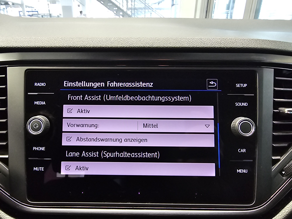 VW T-Roc bei Hoffmann Automobile in Wolfsburg kaufen und sofort mitnehmen - Bild 13