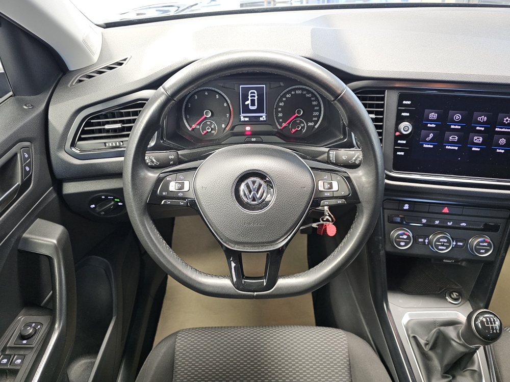 VW T-Roc bei Hoffmann Automobile in Wolfsburg kaufen und sofort mitnehmen - Bild 17