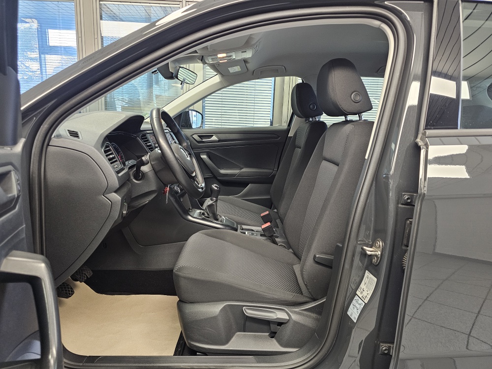 VW T-Roc bei Hoffmann Automobile in Wolfsburg kaufen und sofort mitnehmen - Bild 19