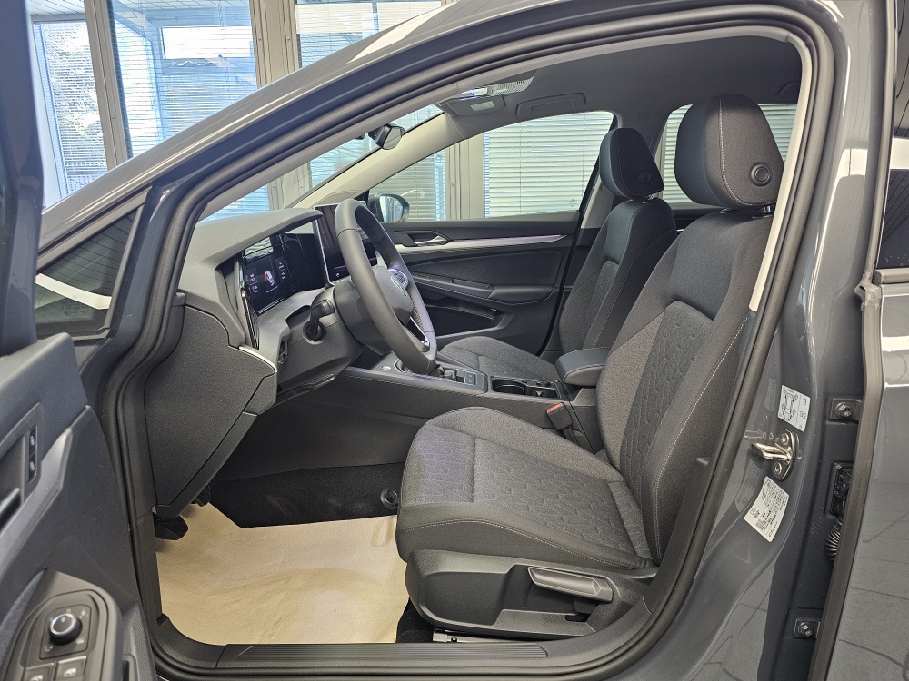 VW Golf Variant bei Hoffmann Automobile in Wolfsburg kaufen und sofort mitnehmen - Bild 25
