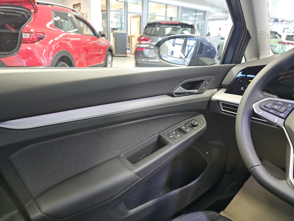 VW Golf Variant bei Hoffmann Automobile in Wolfsburg kaufen und sofort mitnehmen - Bild 21