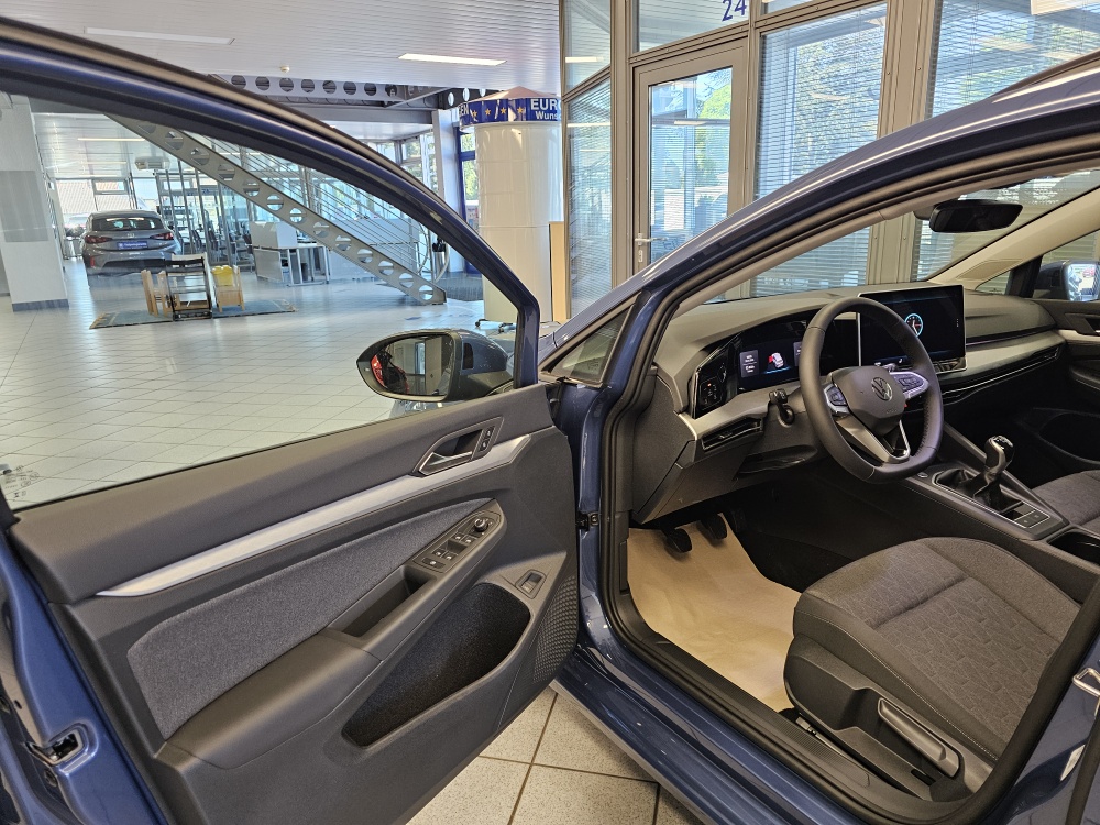 VW Golf Variant bei Hoffmann Automobile in Wolfsburg kaufen und sofort mitnehmen - Bild 26