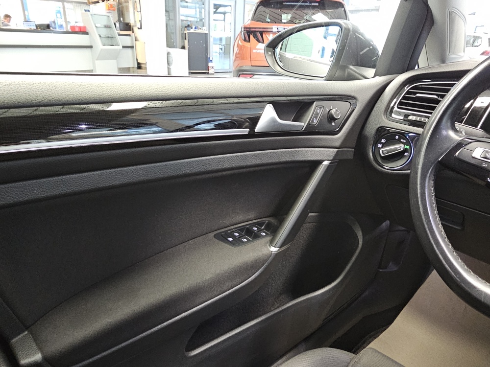 VW Golf Variant bei Hoffmann Automobile in Wolfsburg kaufen und sofort mitnehmen - Bild 20